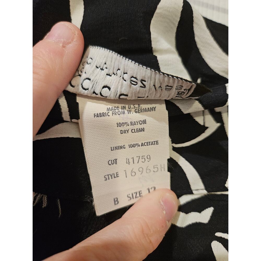 Vintage Carole Little West Black White Floral Blouse and Wrap Skirt Set Sz 10/12 - Picture 11 of 12